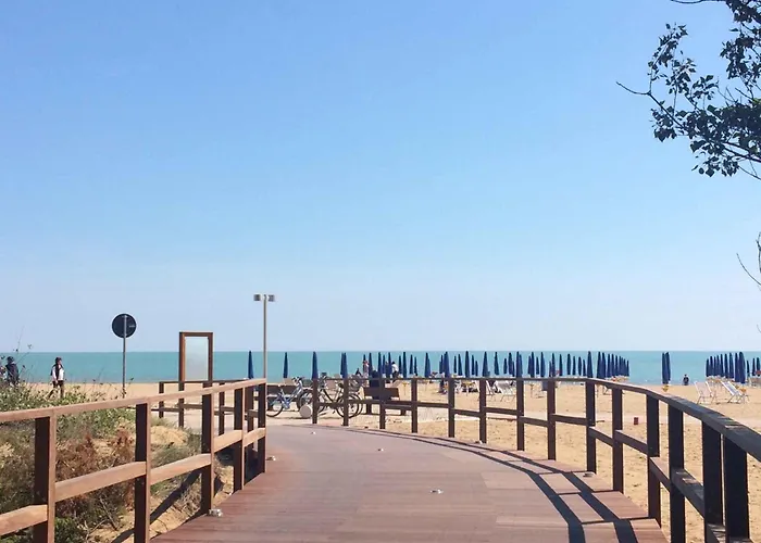 Near In Bibione 54722 *